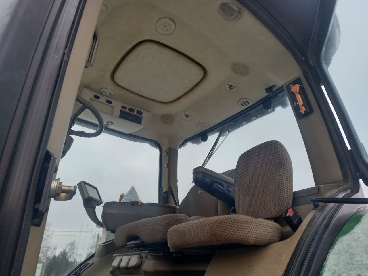 JD 8335R-01
