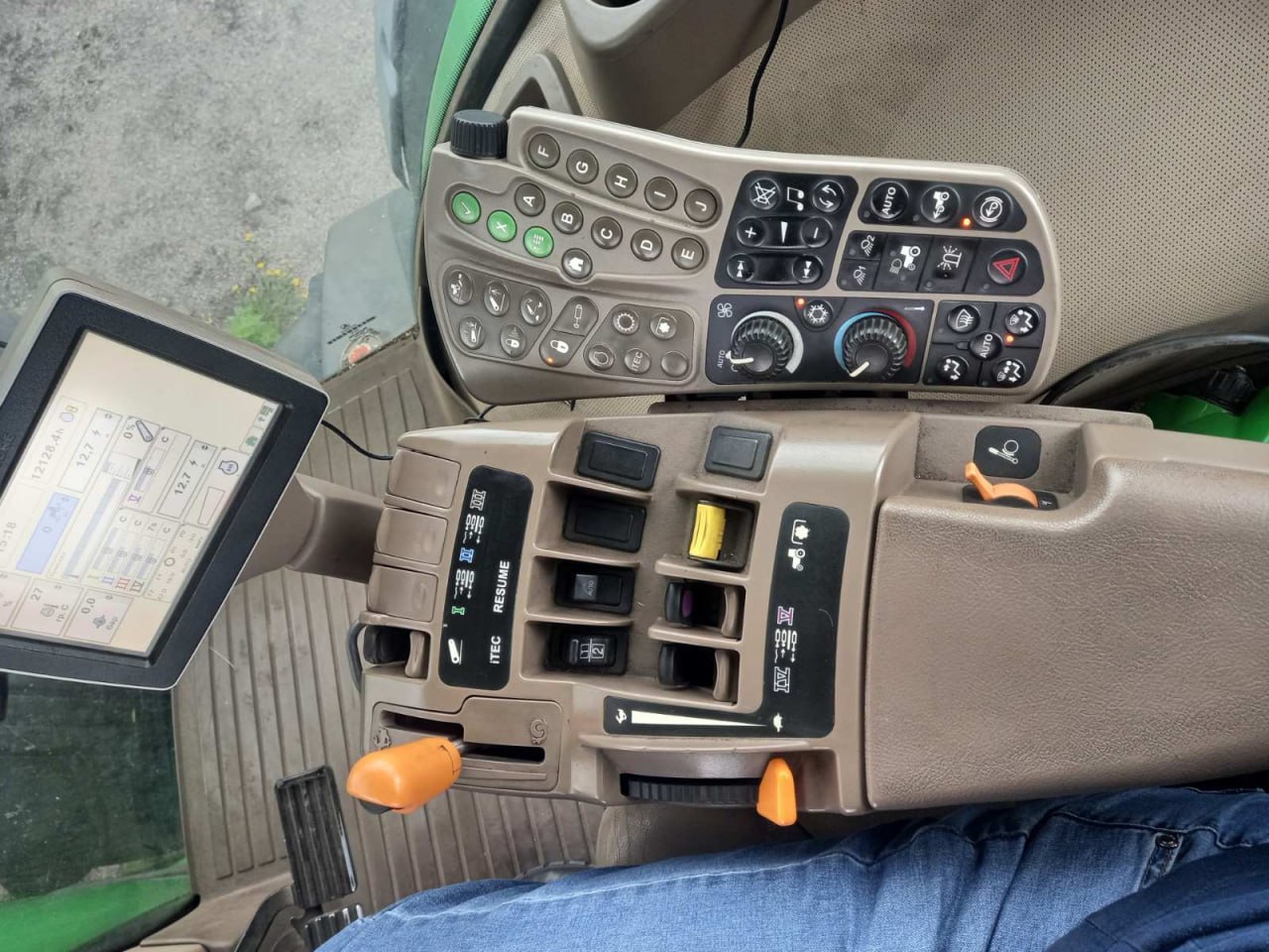 JD 8360R-08